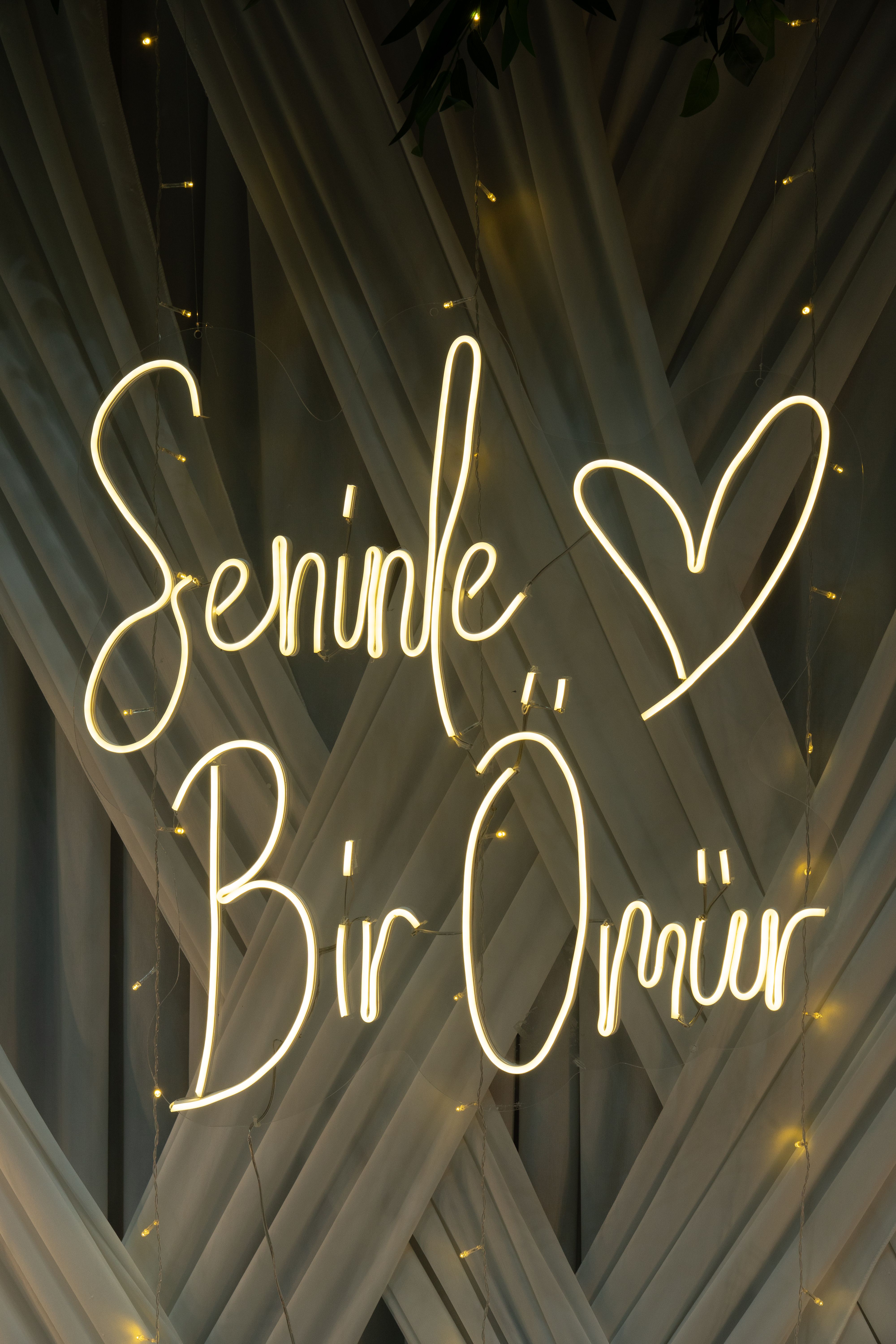 Oyuncu Odası Neon